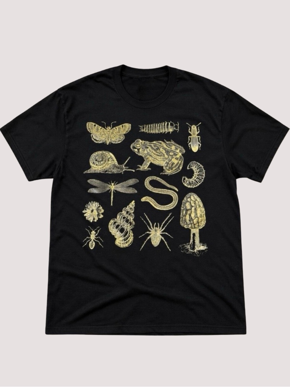 Gildan Black Insects and Animals Tee with Yellow Nature Graphics, Vintage style